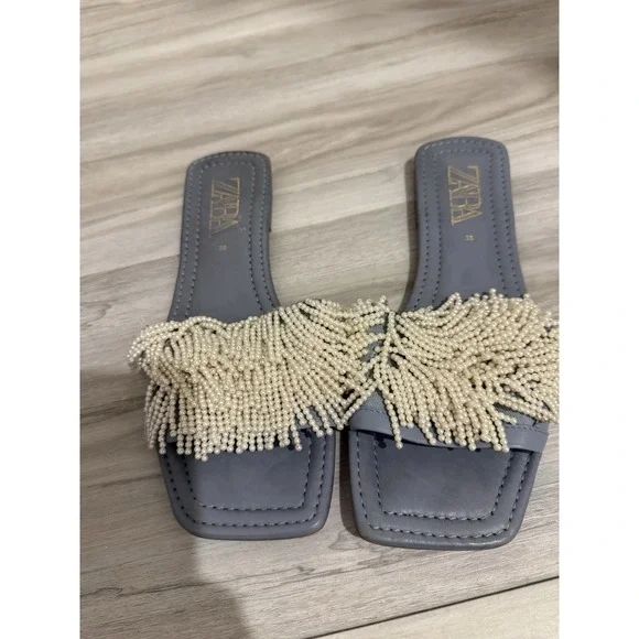 Zara Women's Light Blue Slides Sandals EU Sz 38 US Sz 7 Pearl Detailing Feminine - Picture 4 of 6